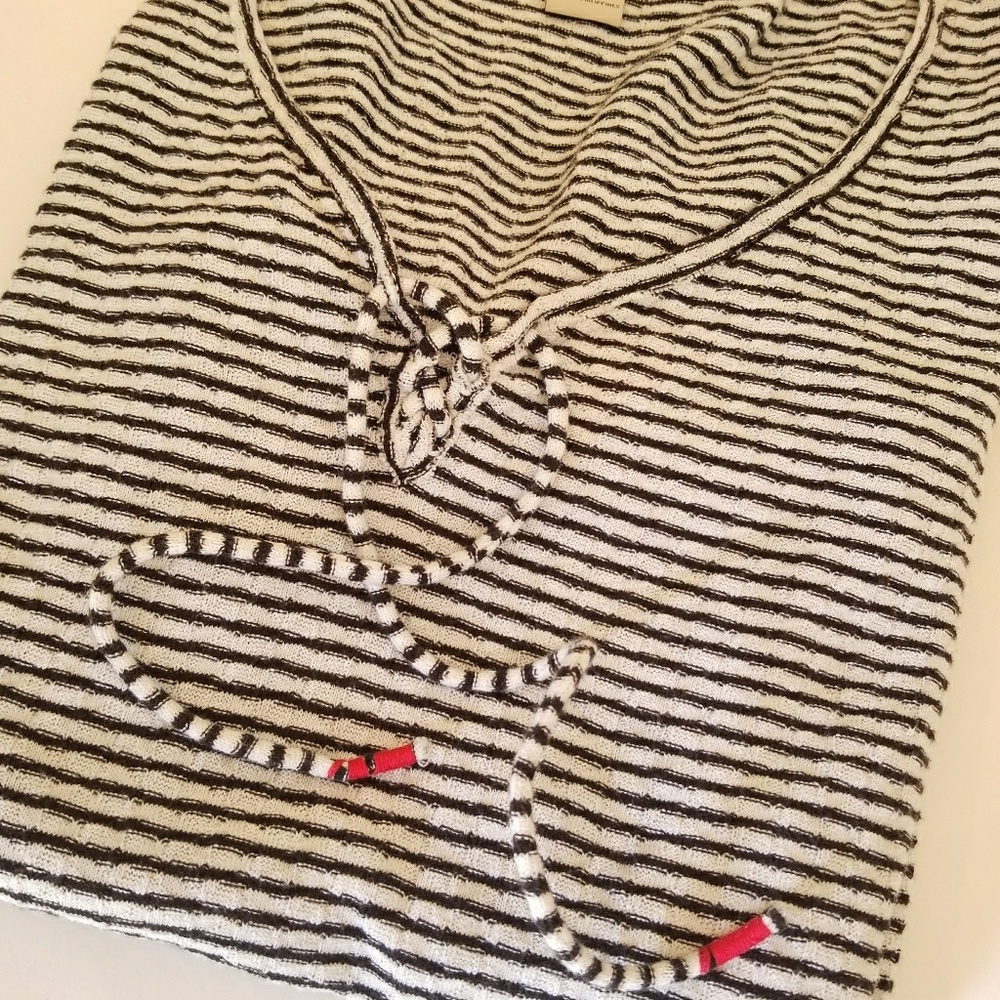 Lucky Brand Women's Top, 3/4 sleeve, Size Medium - Picture 4 of 8
